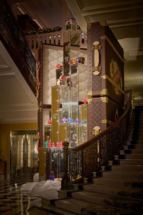 louis vuitton christmas tree claridges|Louis Vuitton christmas tree.